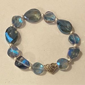 NEW #3 Gorgeous glass bead bracelet with Heart charm